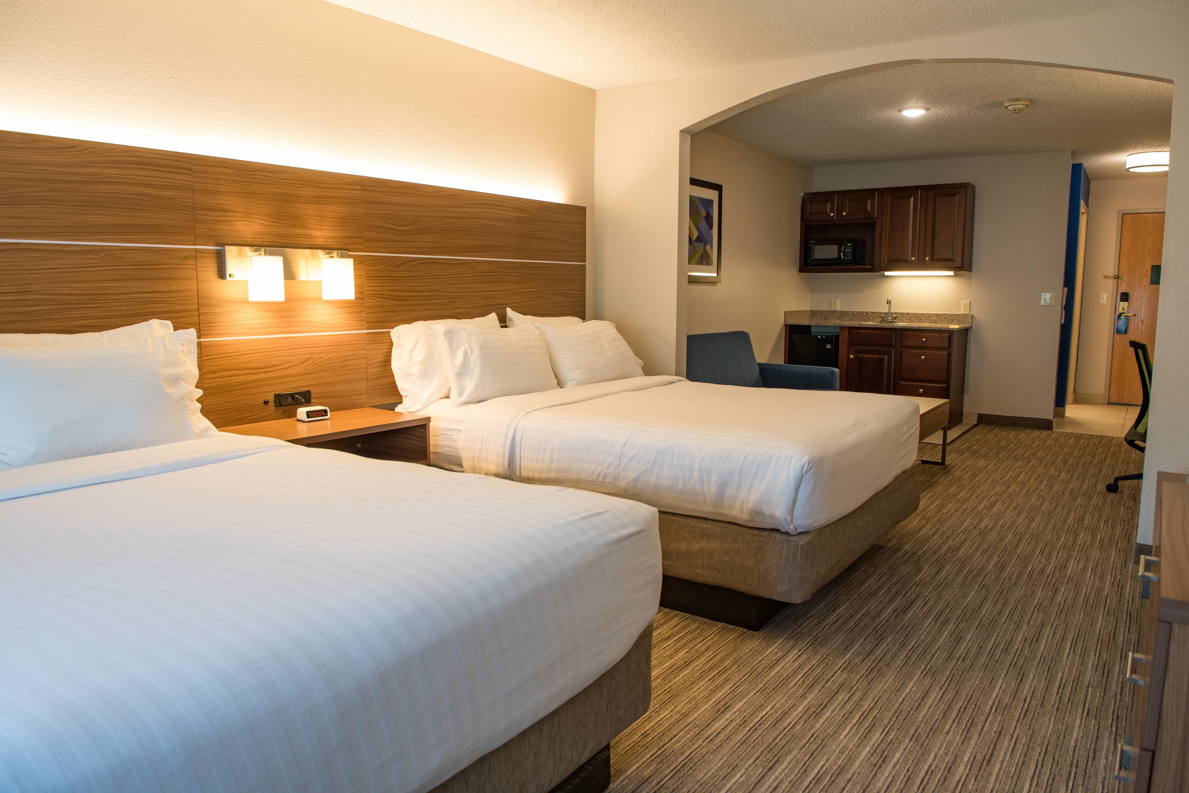 Holiday Inn Express Hotel & Suites Elkhart-South By Ihg Exterior photo