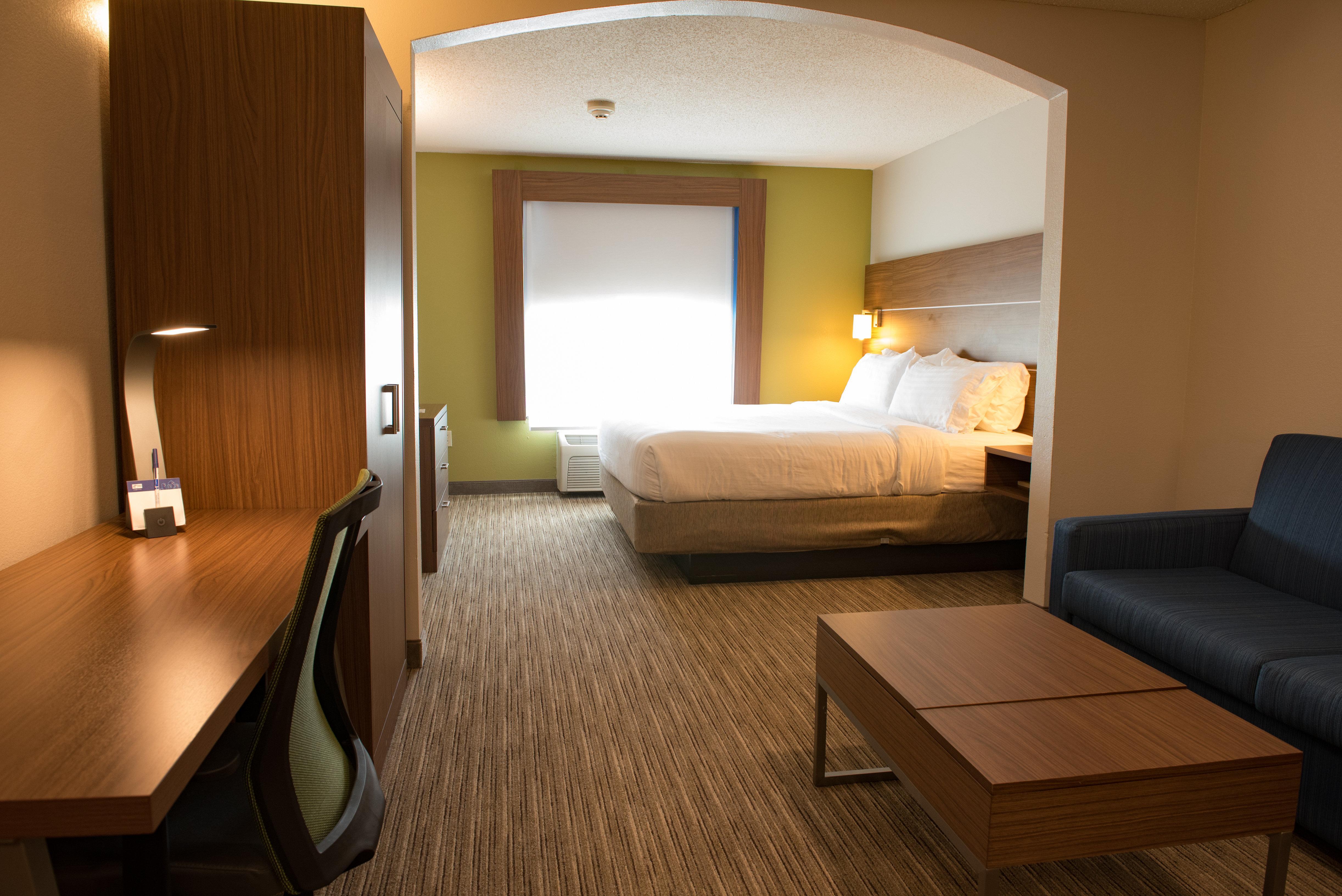 Holiday Inn Express Hotel & Suites Elkhart-South By Ihg Exterior photo